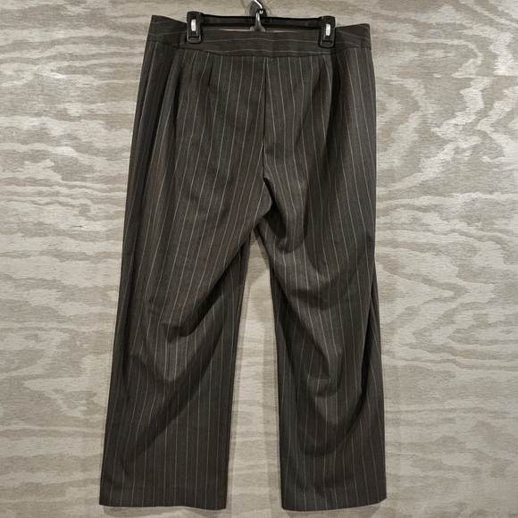 Chico's SZ 3/16 Flat Front Straight Leg Gray W/Blue Pinstripe Stretch Trouser - Picture 2 of 11